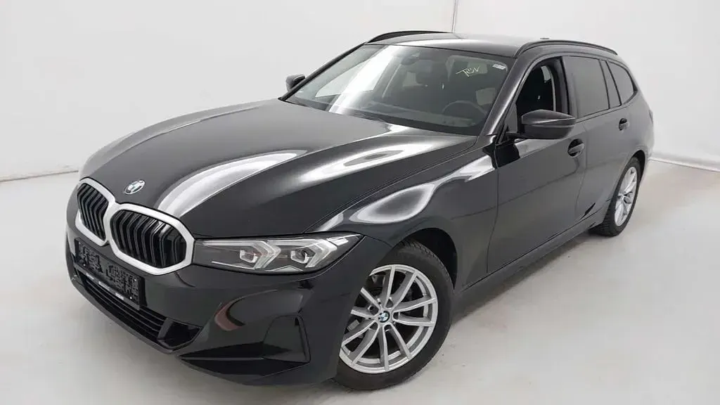 Gebraucht BMW 318 Shadowline 150 PS (110 kW) 2024 Schwarzkeine angabe Kombi