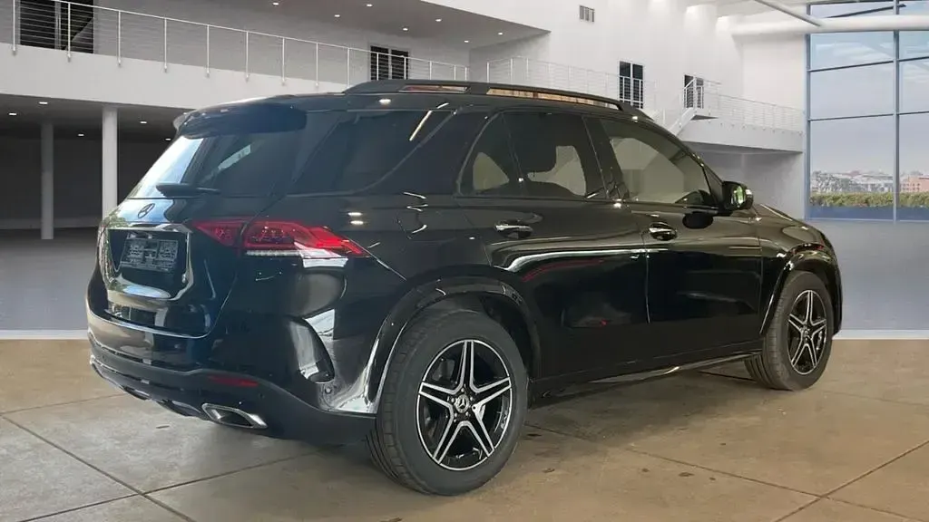 Gebraucht Mercedes GLE400 AMG line 330 PS (242 kW) 2022 Schwarz SUV