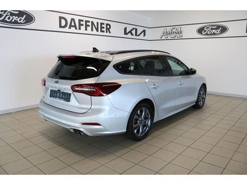 Gebraucht Ford Focus ST-Line X 125 PS (91 kW) 2023 Silber Kombi