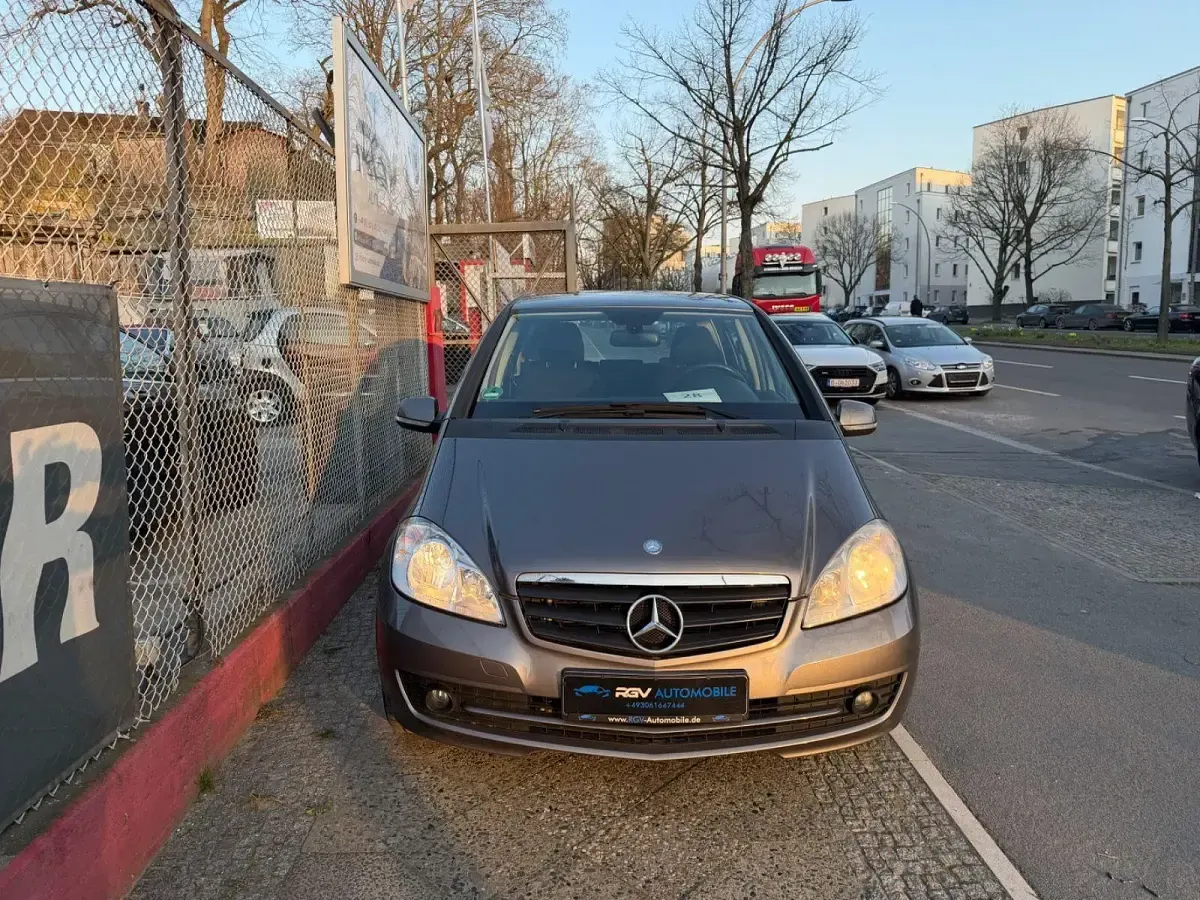 Gebraucht Mercedes A170 116 PS (85 kW) 2008 Grau Limousine
