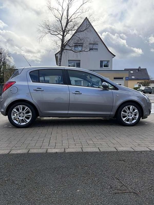 Gebraucht Opel Corsa Selection 80 PS (58 kW) 2009 Kleinwagen