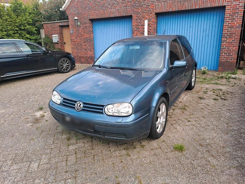 Blau Gebraucht 2003 VW Golf IV Limousine | 850 € (Fairer Preis) - Bild 1/3