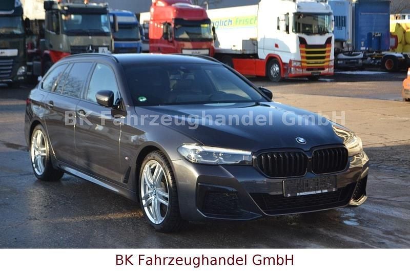 Gebraucht BMW 530 M Sport 286 PS (210 kW) 2021 Grau Limousine