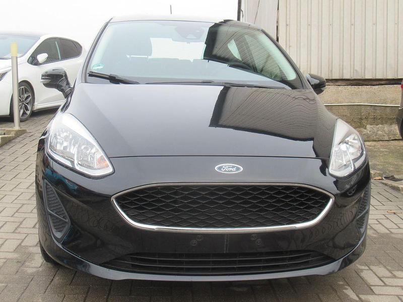 Gebraucht Ford Fiesta Trend 71 PS (52 kW) 2019 Schwarz Kleinwagen
