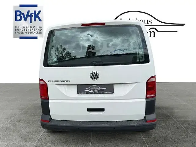 Gebraucht VW T6 102 PS (75 kW) 2018 Weiß (candyweiß) Van
