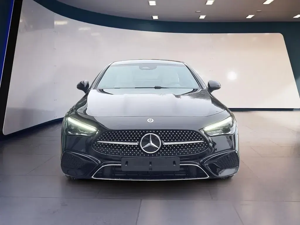 Neu Mercedes CLE220 Advanced Plus 197 PS (144 kW) 2026 Schwarz Coupé