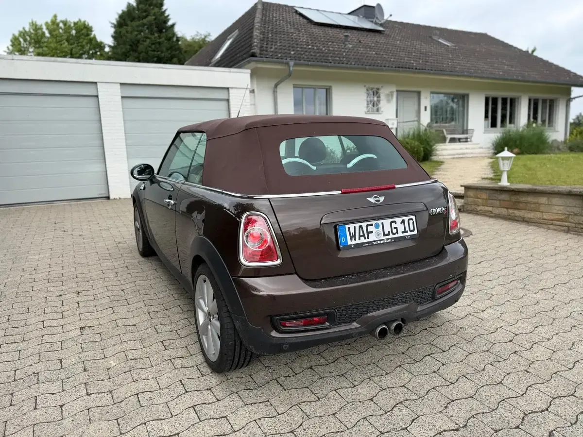 Gebraucht Mini Cooper S Cabriolet 184 PS (135 kW) 2012 Braun Cabrio