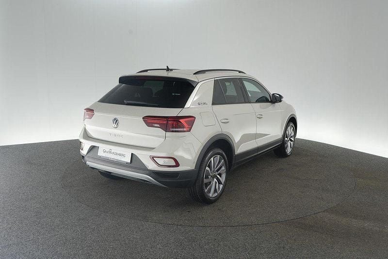 Gebraucht VW T-Roc Goal 150 PS (110 kW) 2025 Grau SUV