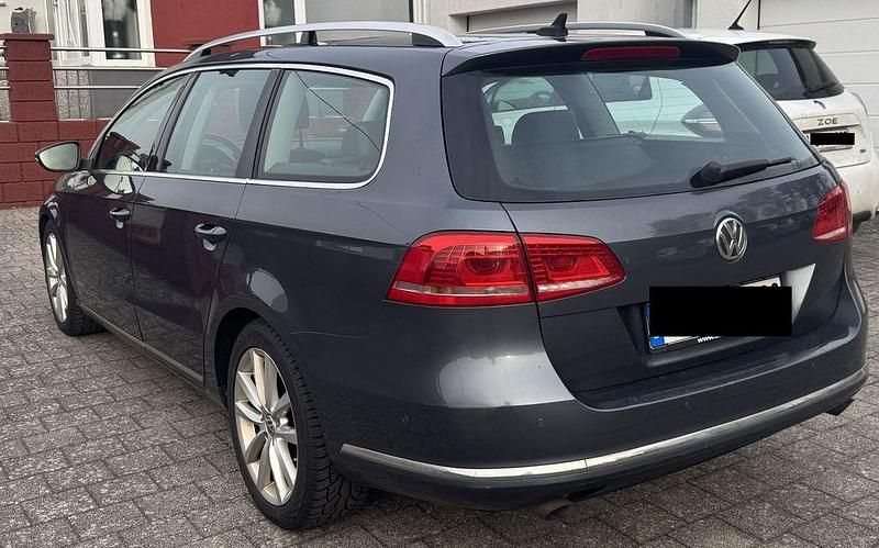 Gebraucht VW Passat Highline 170 PS (125 kW) 2012 Grau Kombi