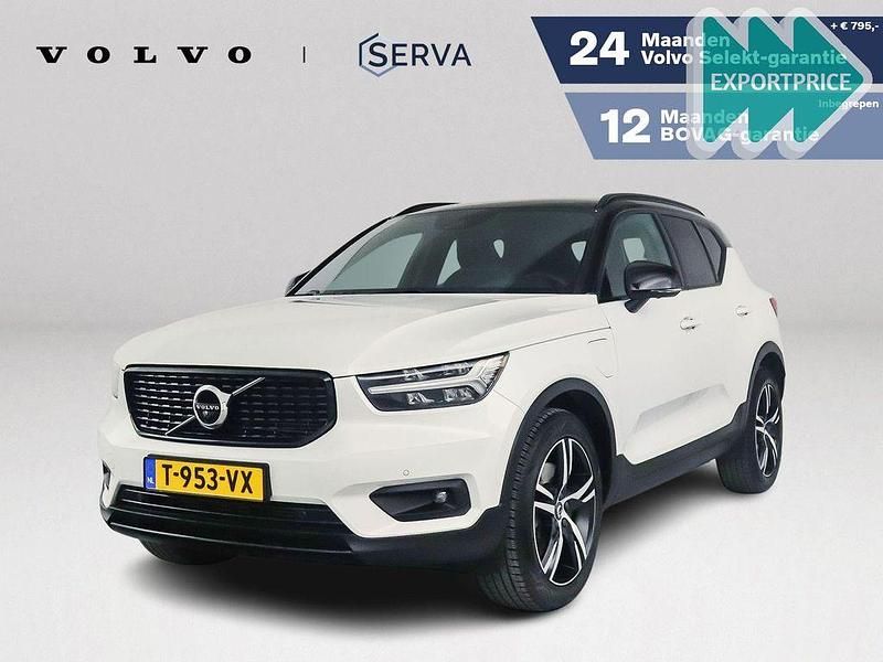 Weiß Gebraucht 2021 Volvo XC40 R-Design SUV | 31.200 € (Teuer) - Bild 1/4