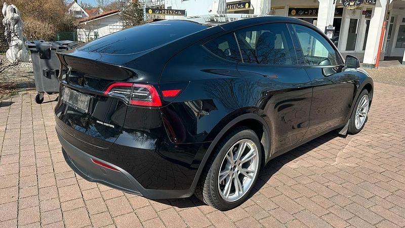 Gebraucht Tesla Model Y 274 kW (373 PS) 2023 Schwarz SUV
