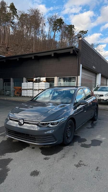 Gebraucht VW Golf VII Life 116 PS (85 kW) 2020 Grau Limousine