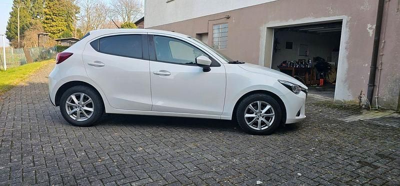Gebraucht Mazda 2 90 PS (66 kW) 2017 Weiß Limousine
