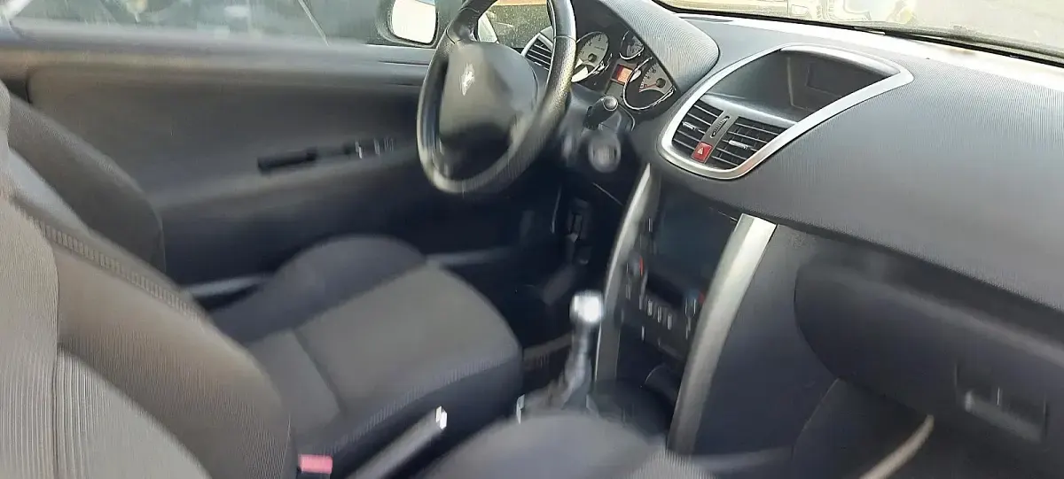 Gebraucht Peugeot 207 CC 156 PS (114 kW) 2011 Grau Cabrio