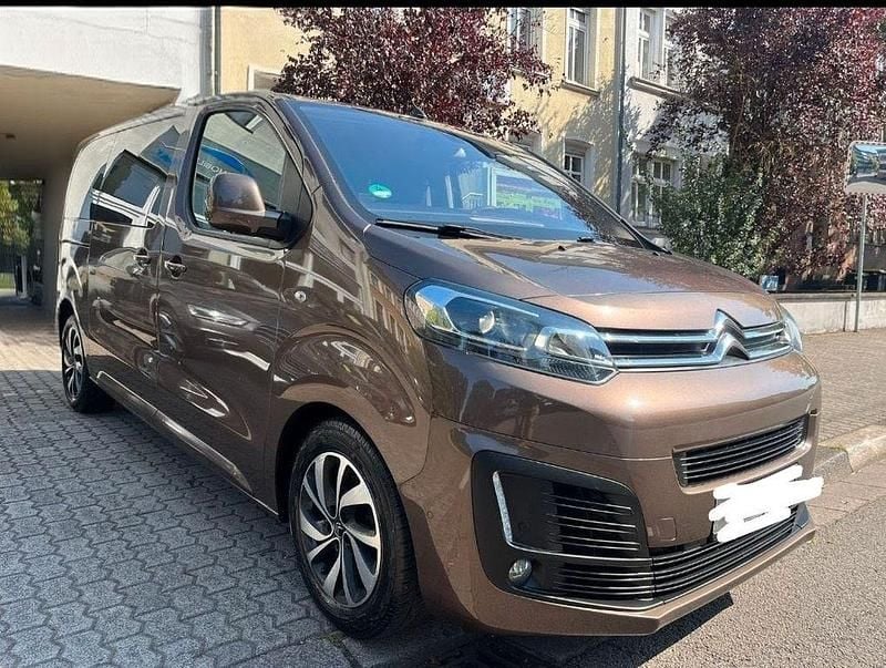 Braun Gebraucht 2018 Citroën Spacetourer Feel Van | 17.600 € (Guter Preis) - Bild 1/4