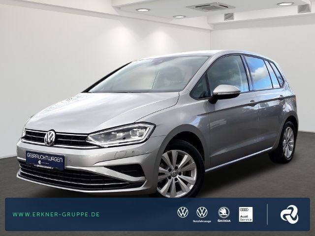 Silber Gebraucht 2017 VW Golf Sportsvan Comfortline Van / Kleinbus | 16.879 € (Teuer) - Bild 1/1