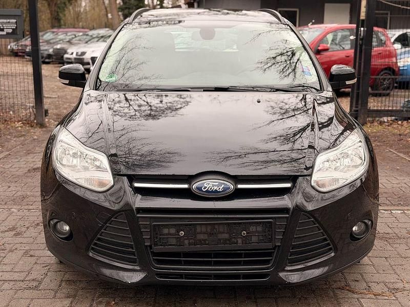 Usata Ford Focus 116 CV (85 kW) 2013 Nero Berlina