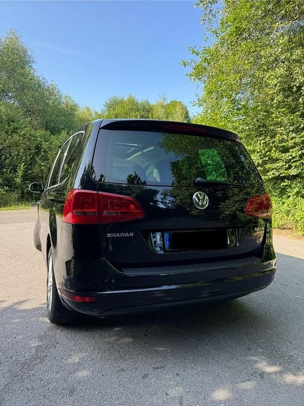 Gebraucht VW Sharan Highline 140 PS (102 kW) 2011 Schwarz Van / Kleinbus
