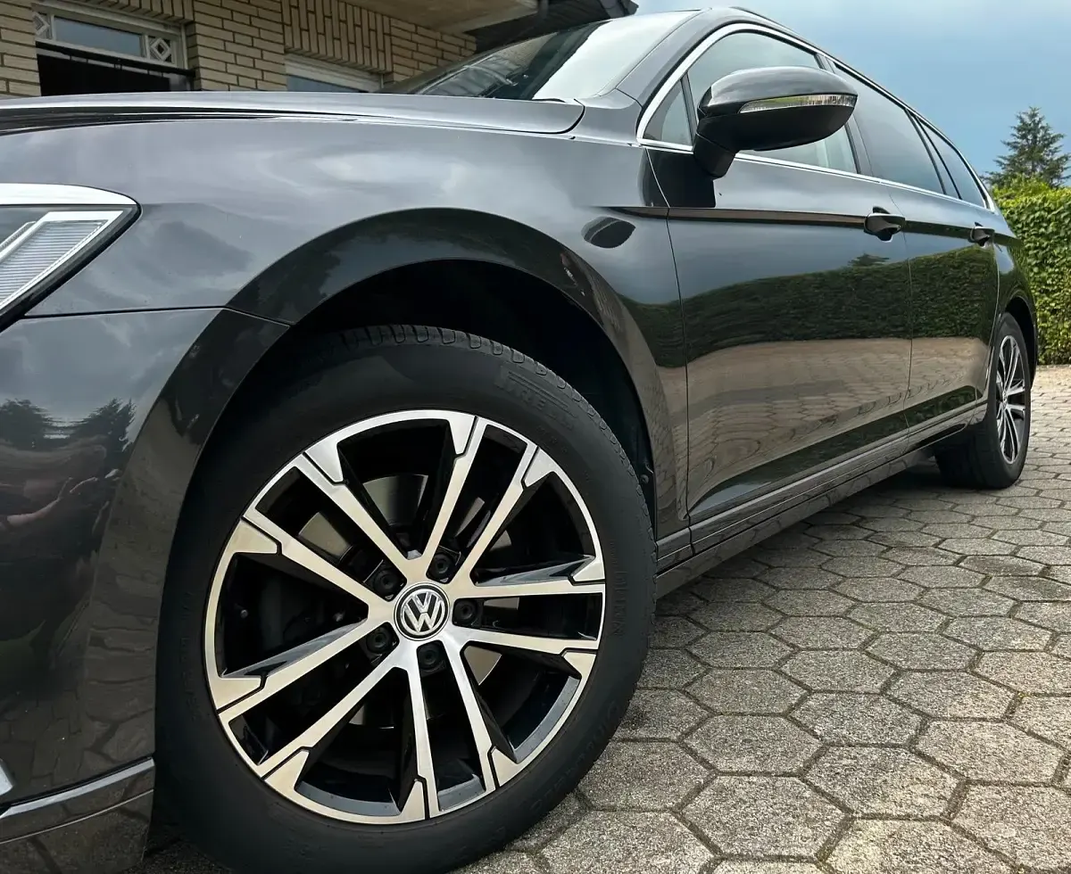 Gebraucht VW Passat 150 PS (110 kW) 2017 Grau Kombi