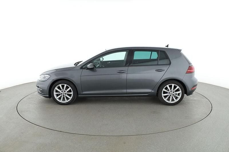 Gebraucht VW Golf VII Highline 2019 Grau Limousine