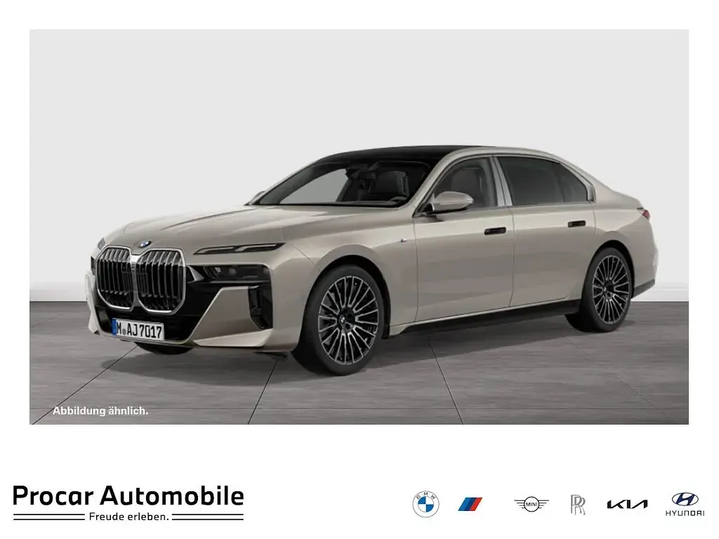 Gebraucht BMW 740 M Sport 299 PS (219 kW) 2025 Limousine