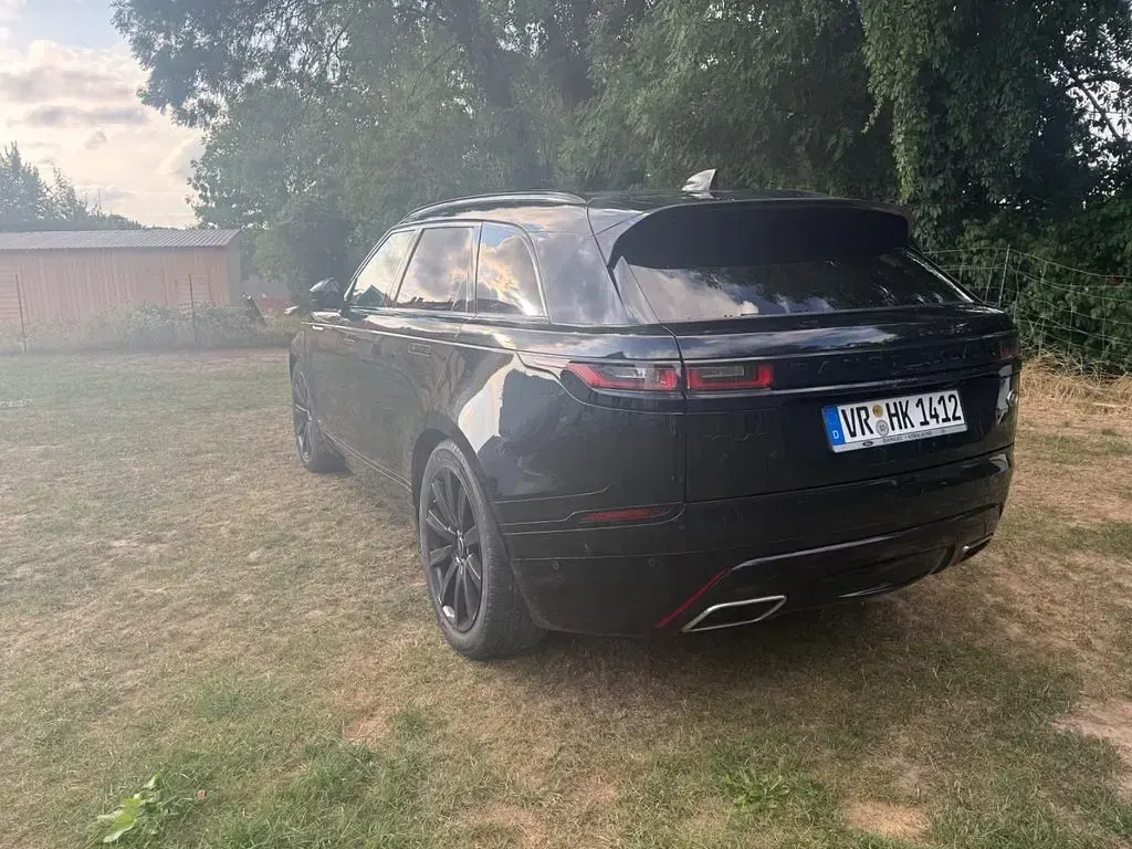 Gebraucht Land Rover Range Rover Velar R-Dynamic 300 PS (220 kW) 2019 Schwarz SUV