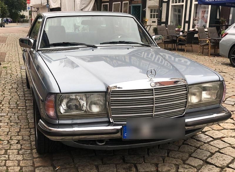 Gebraucht Mercedes 280 186 PS (136 kW) 1982 Andere farben Coupé