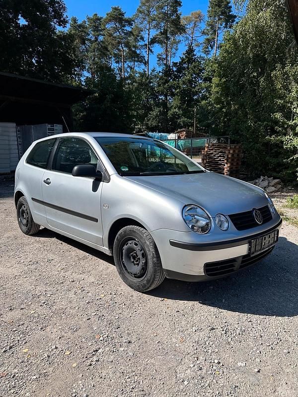 Silber Gebraucht 2005 VW Polo Kleinwagen | 1.500 € (Superpreis) - Bild 1/4