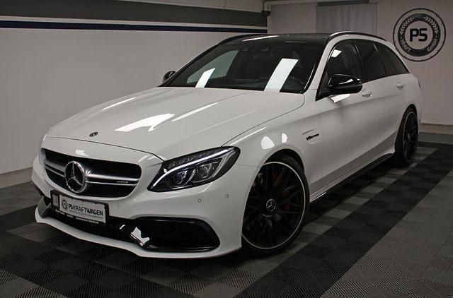 Weiß Gebraucht 2017 Mercedes C63S AMG AMG Limousine | 47.990 € (Guter Preis) - Bild 1/4