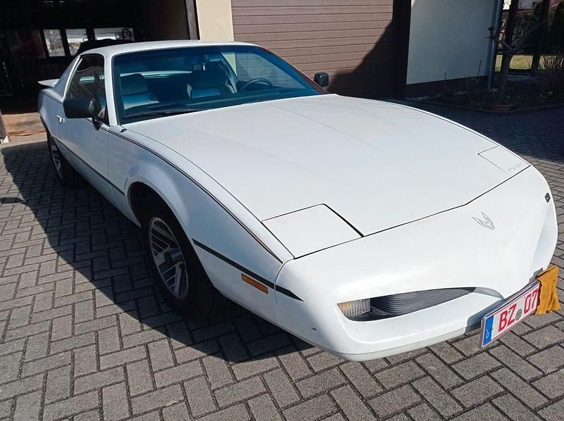 Gebraucht Pontiac Firebird 140 PS (102 kW) 1991 Weiß Coupé