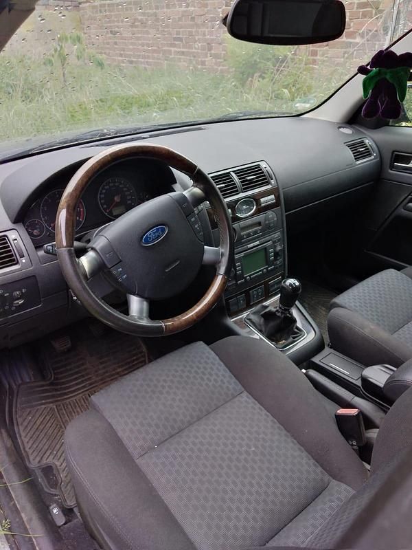 Gebraucht 2007 Ford Mondeo Kombi | 1.100 € - Bild 1/4