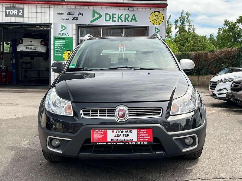 Gebraucht Fiat Sedici Pop 120 PS (88 kW) 2013 Schwarz SUV