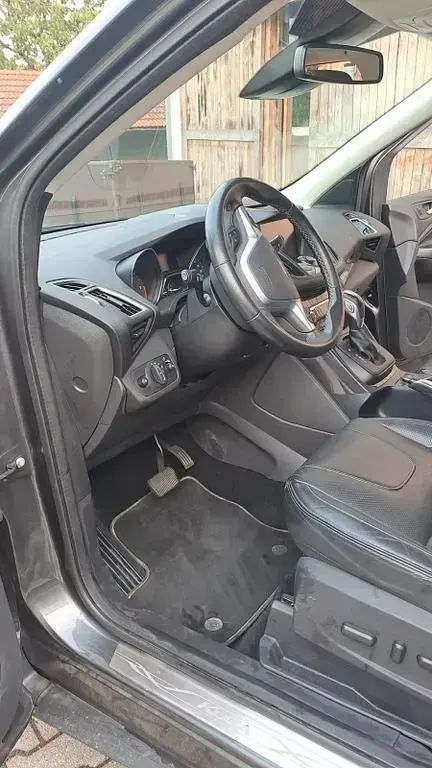 Gebraucht Ford Kuga Titanium 179 PS (131 kW) 2016 Grau SUV
