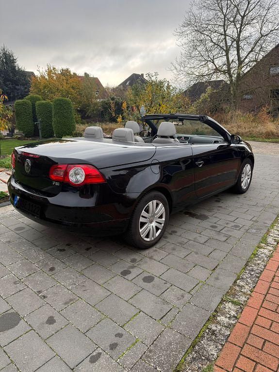 Gebraucht VW Eos 116 PS (85 kW) 2007 Schwarz Cabrio