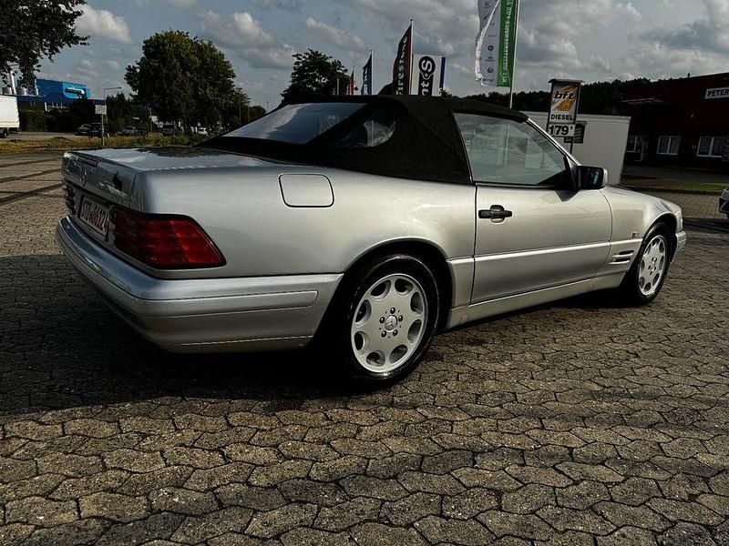 Gebraucht Mercedes SL320 231 PS (169 kW) 1997 Silber Cabrio