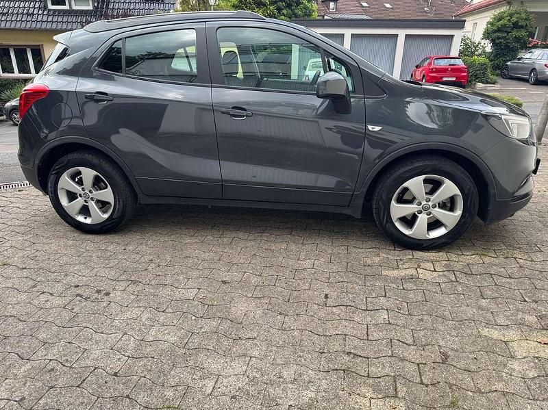 Grau Gebraucht 2017 Opel Mokka SUV | 12.500 € (Guter Preis) - Bild 1/4