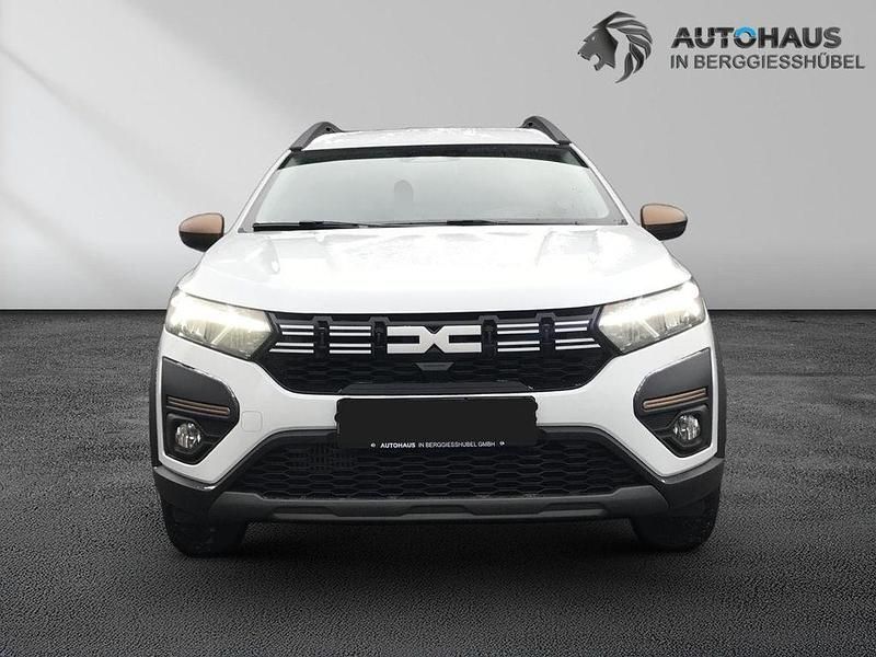 Neu Dacia Jogger Extreme 110 PS (80 kW) 2026 Van / Kleinbus