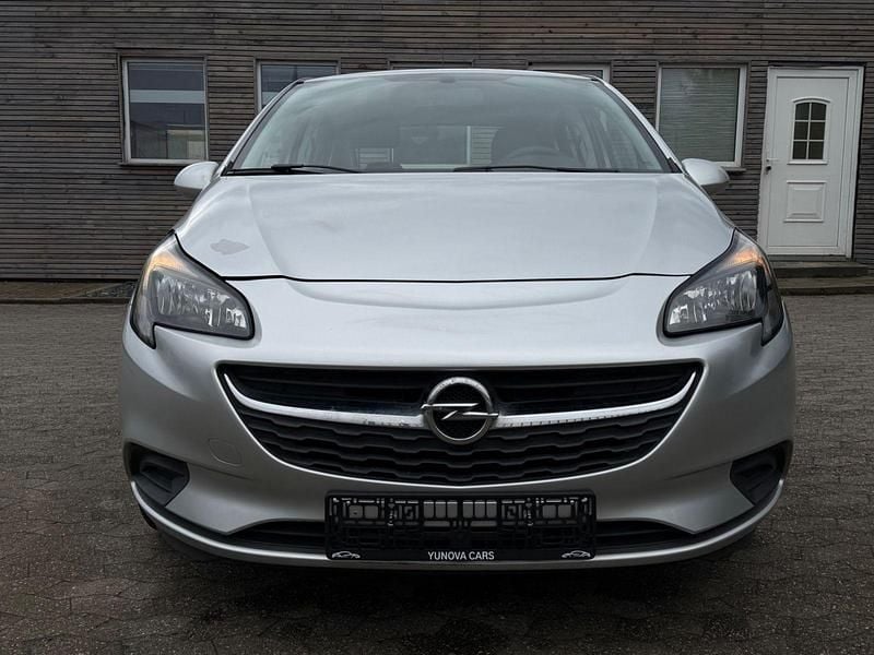 Używany Opel Corsa Edition 75 KM (55 kW) 2015 Srebrny Hatchback