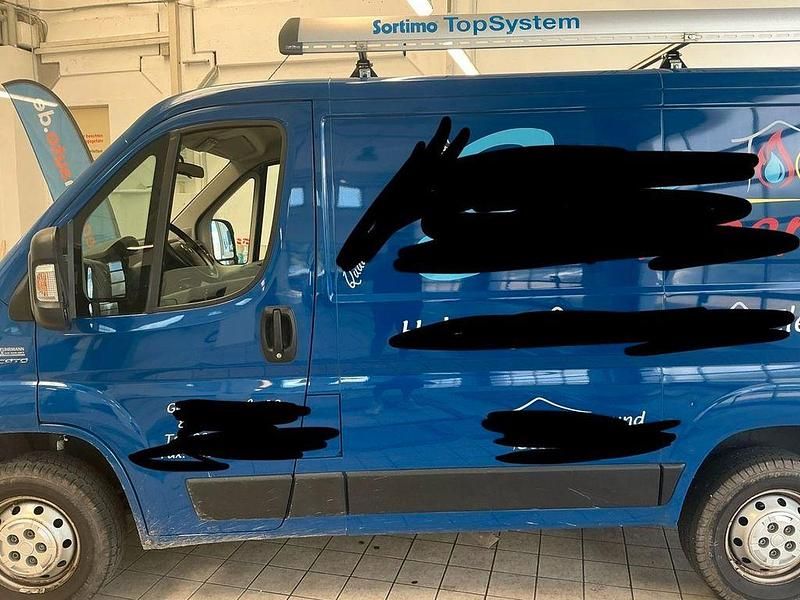 Gebraucht Fiat Ducato 131 PS (96 kW) 2018 Blau Van