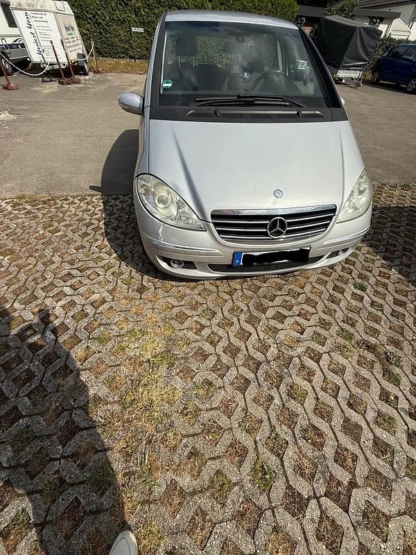 Grau Gebraucht 2005 Mercedes A200 Kleinwagen | 749 € - Bild 1/4