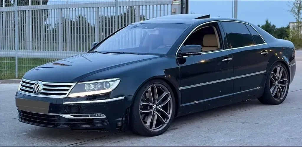 Gebraucht VW Phaeton 239 PS (175 kW) 2010 Schwarz Limousine