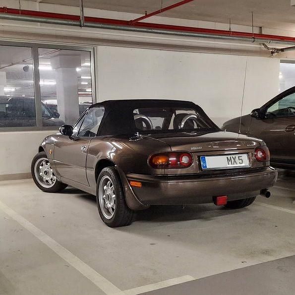 Gebraucht Mazda MX5 90 PS (66 kW) 1996 Braun Cabrio