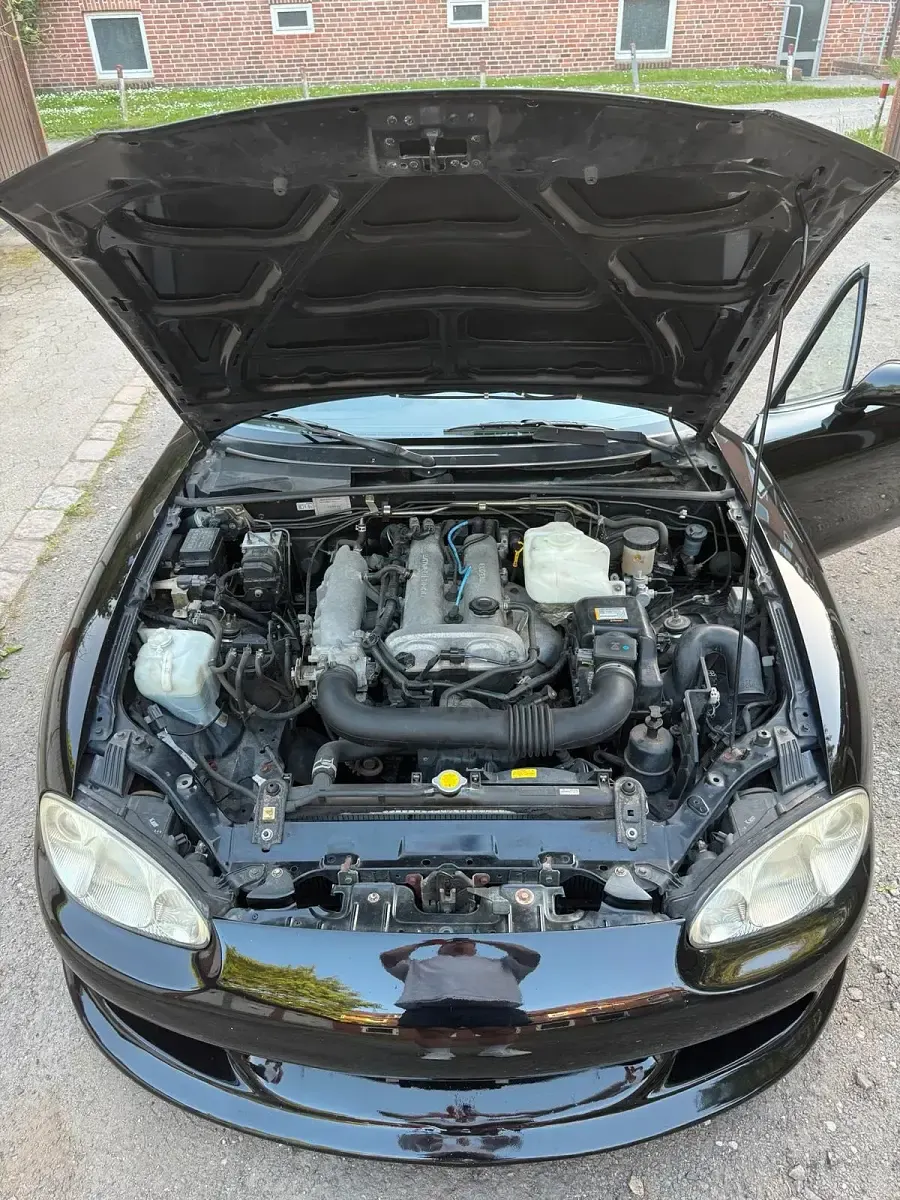 Gebraucht Mazda MX5 110 PS (80 kW) 2000 Schwarz Cabrio