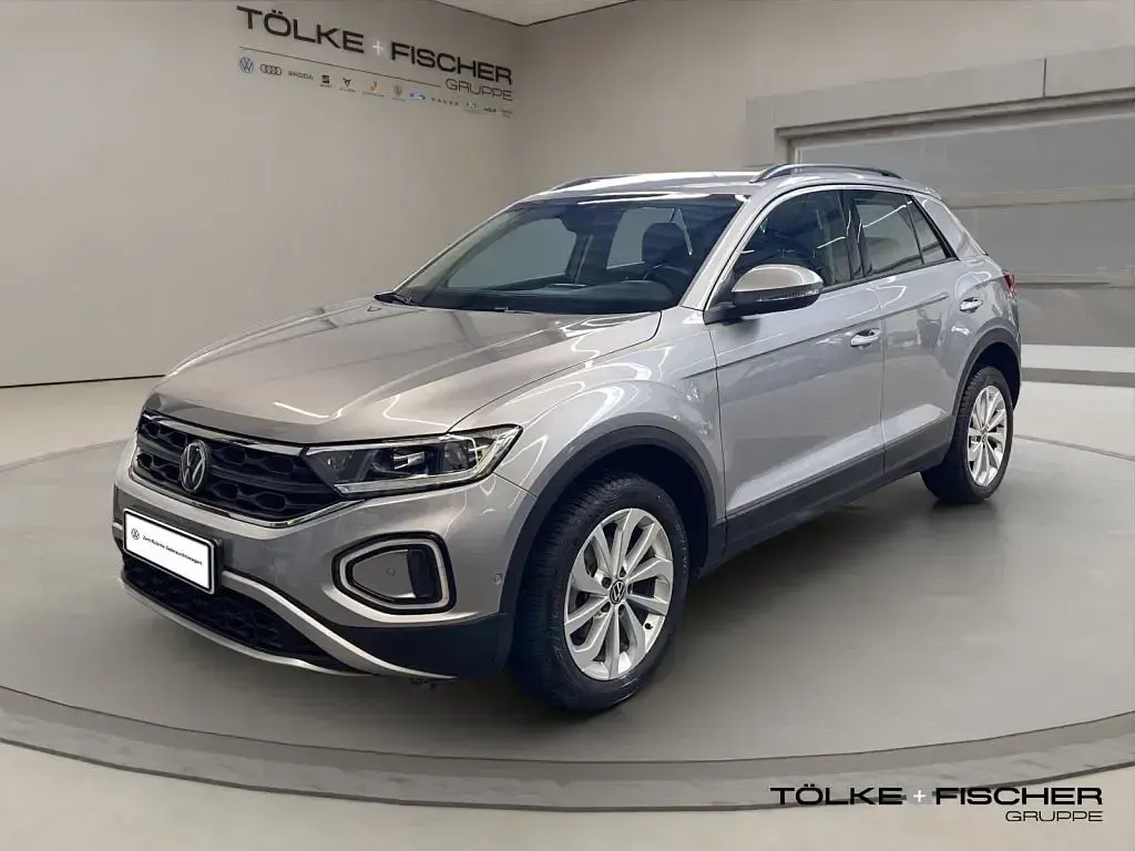 Gebraucht VW T-Roc Life 150 PS (110 kW) 2023 Silber SUV