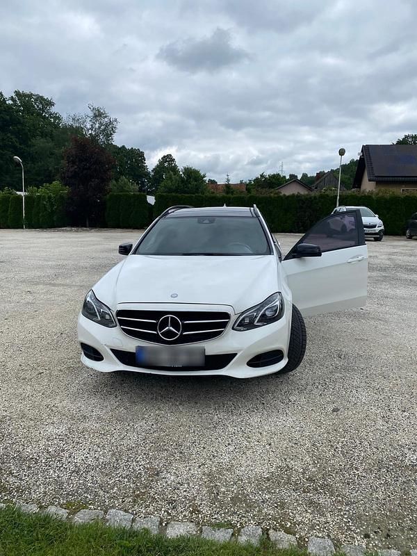 Gebraucht Mercedes E220 Edition 125 PS (91 kW) 2015 Weiß Kombi