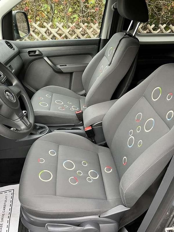 Gebraucht VW Caddy Life 75 PS (55 kW) 2011 Grau Van / Kleinbus