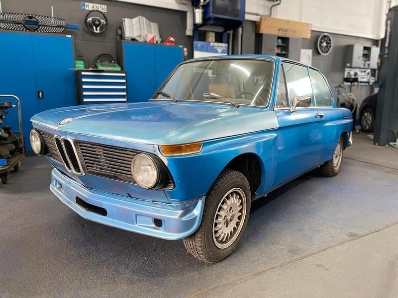 Gebraucht BMW 2002 Basis 75 PS (55 kW) 1976 Blau Limousine