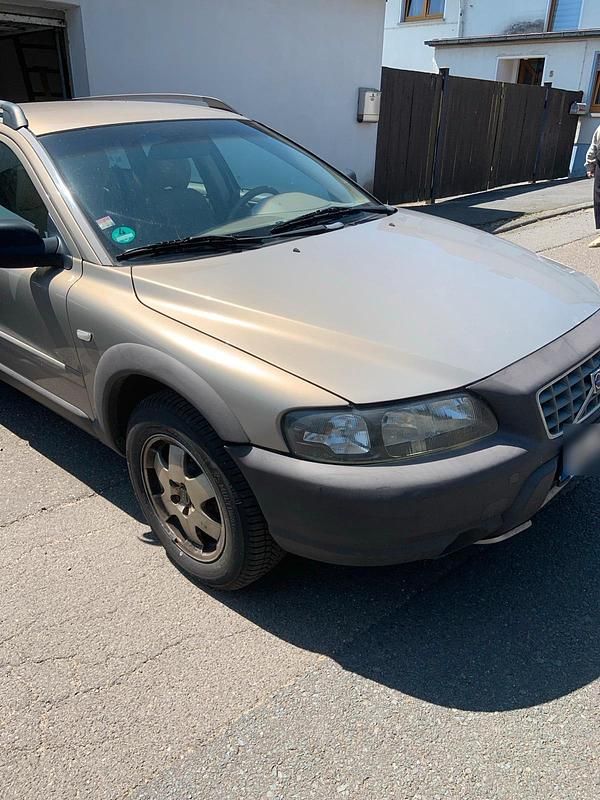 Beige Gebraucht 2002 Volvo V70 Kombi | 3.750 € (Teuer) - Bild 1/4