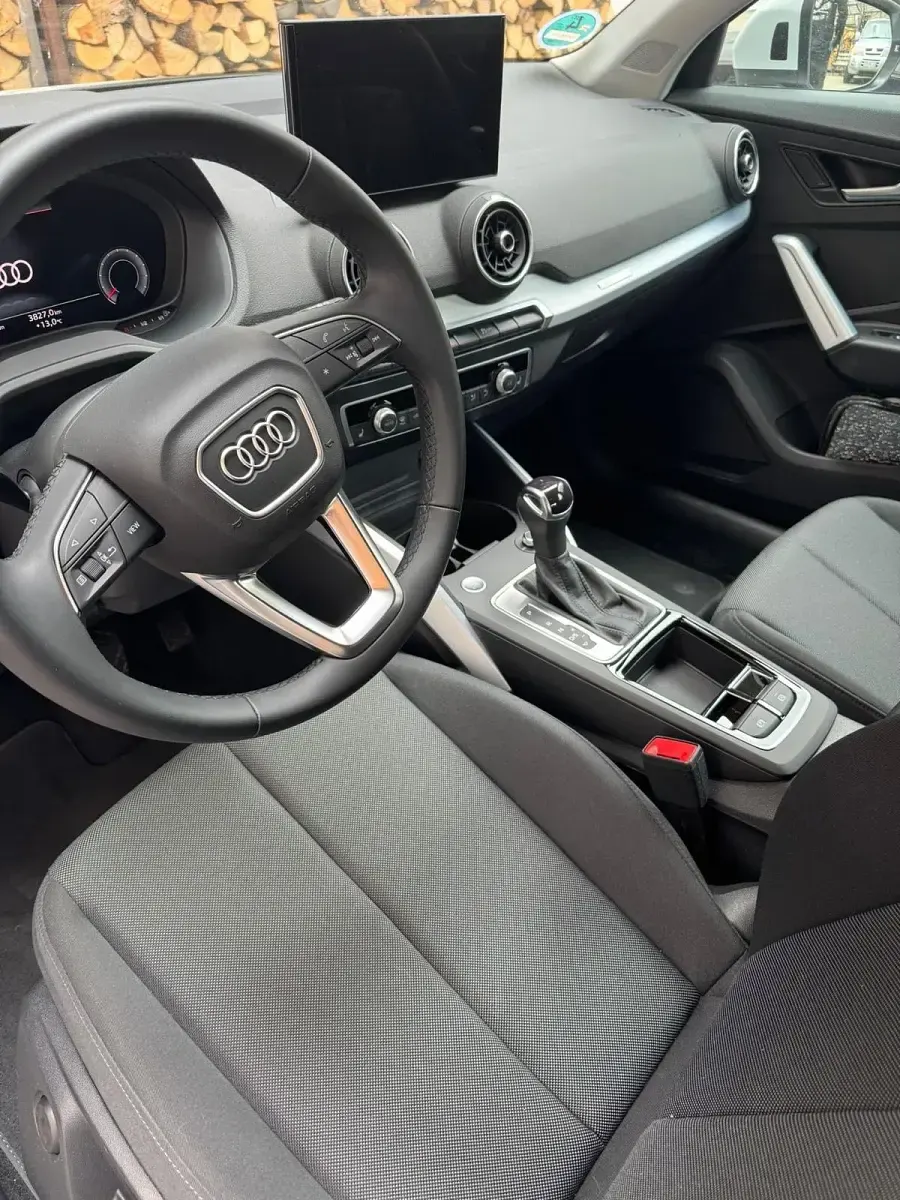 Gebraucht Audi Q2 Advanced 150 PS (110 kW) 2024 Weiß SUV