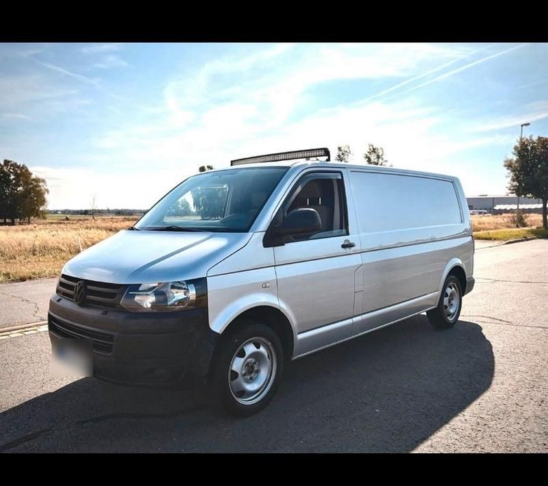 Gebraucht VW Transporter 86 PS (63 kW) 2010 Silber Van